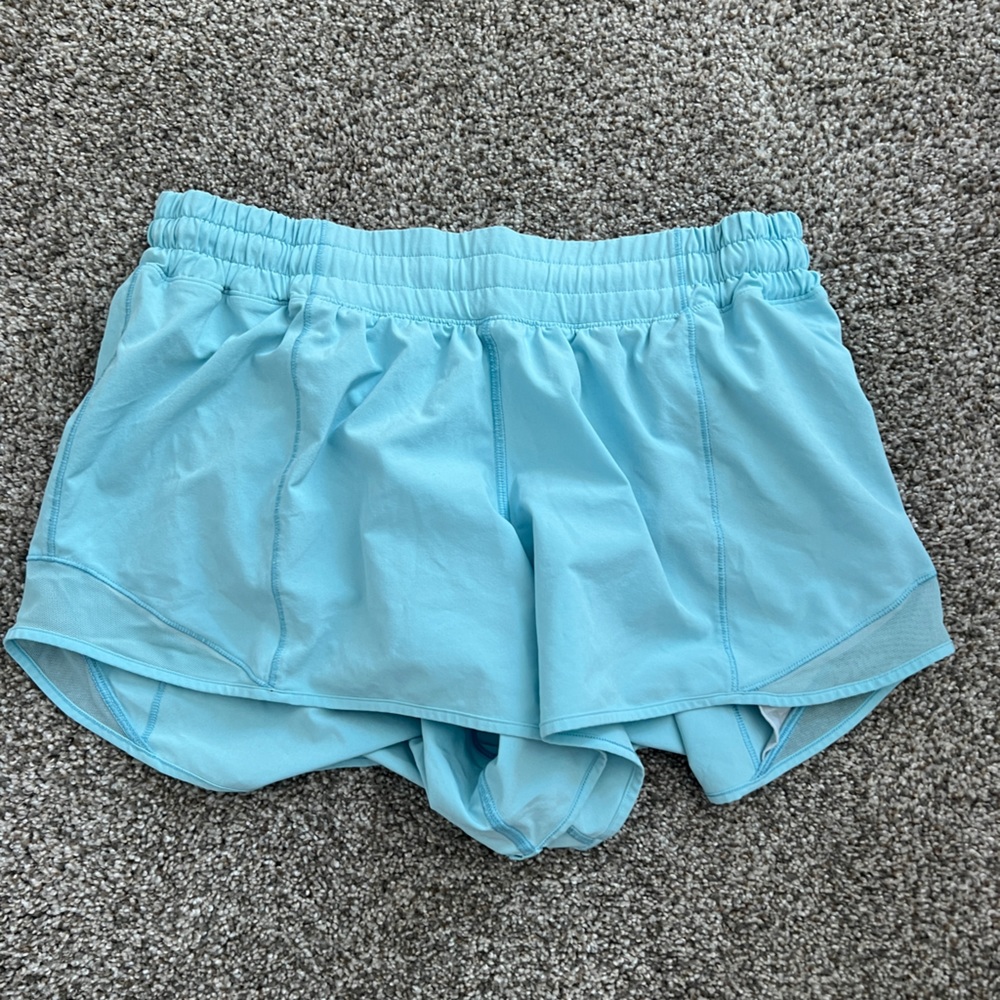 Lululemon size 10 hotty hot shorts